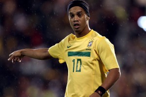 开云体育中国官网-S16北美举办引发热搜多支战队提前开启备战模式，s11北美几个名额